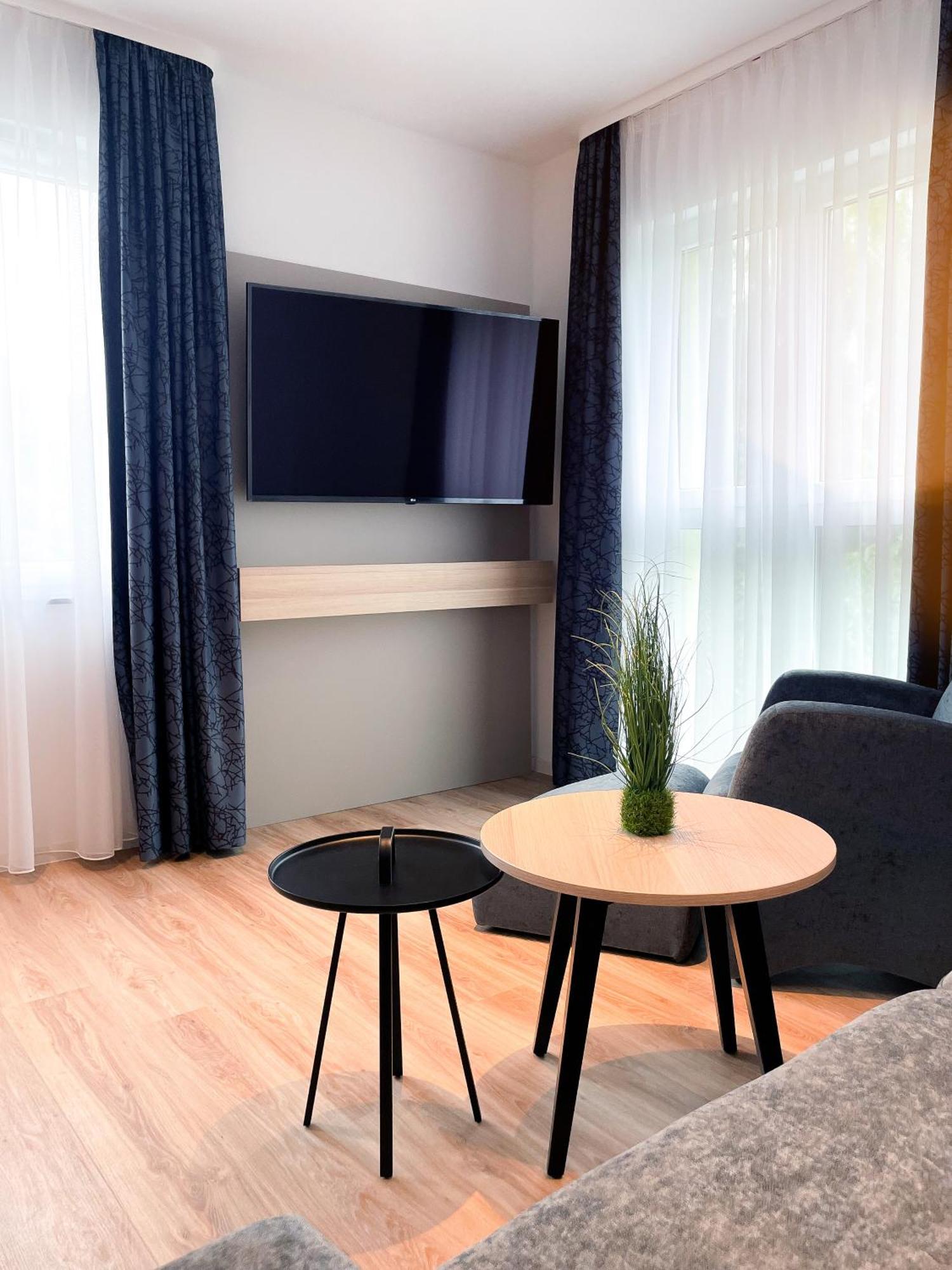 Holi City Apart Hotel Берлин Экстерьер фото