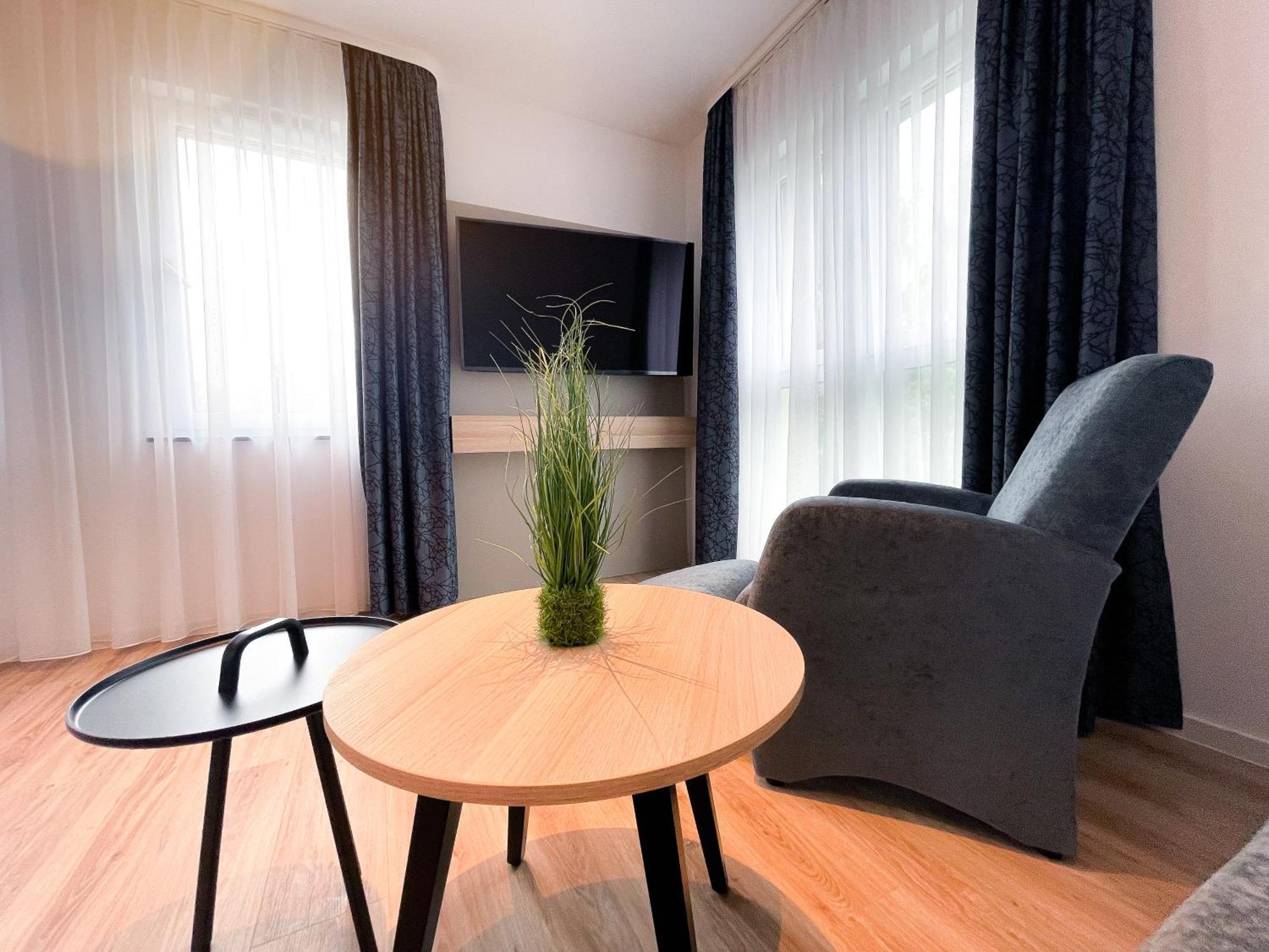 Holi City Apart Hotel Берлин Экстерьер фото