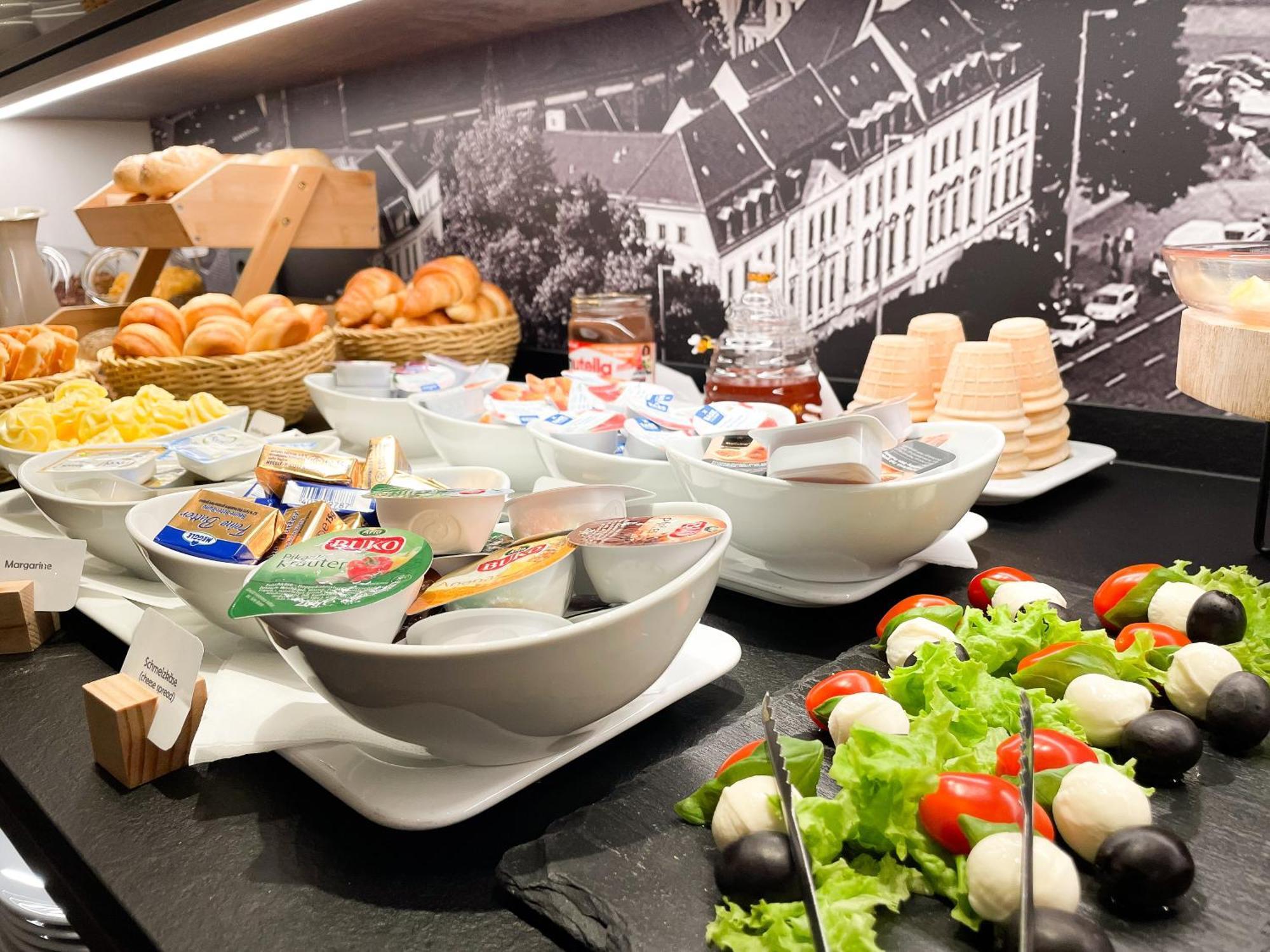Holi City Apart Hotel Берлин Экстерьер фото