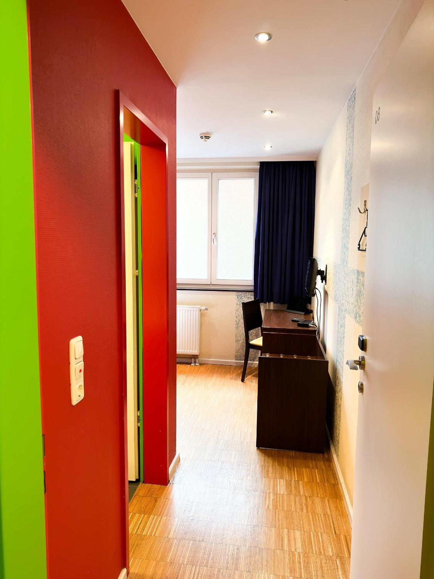 Holi City Apart Hotel Берлин Экстерьер фото