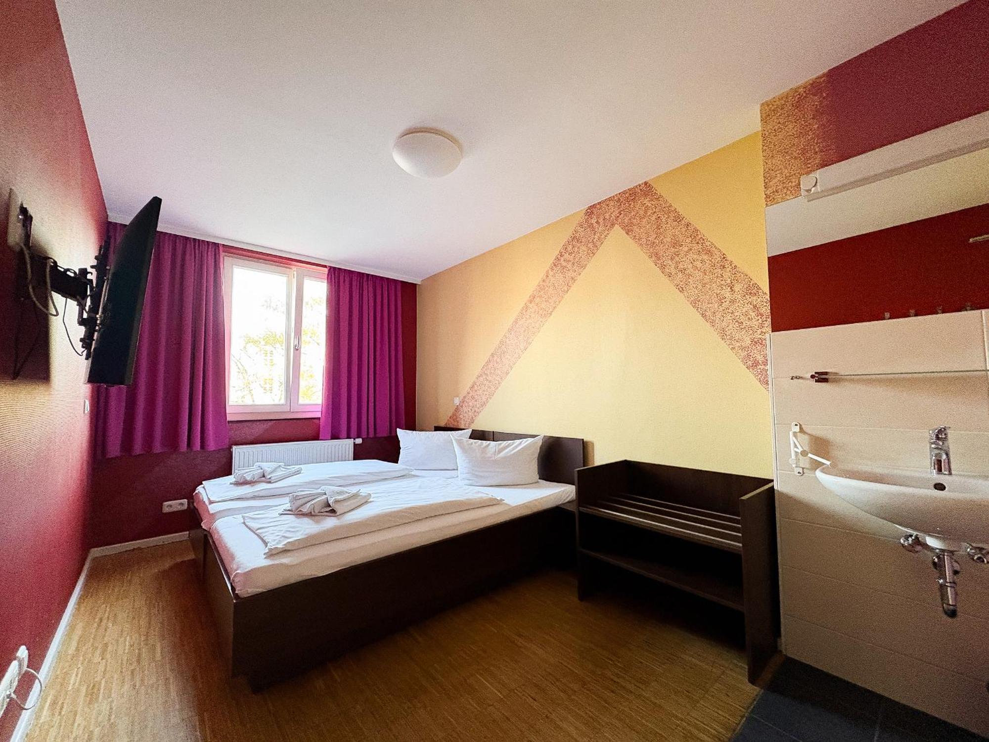 Holi City Apart Hotel Берлин Экстерьер фото